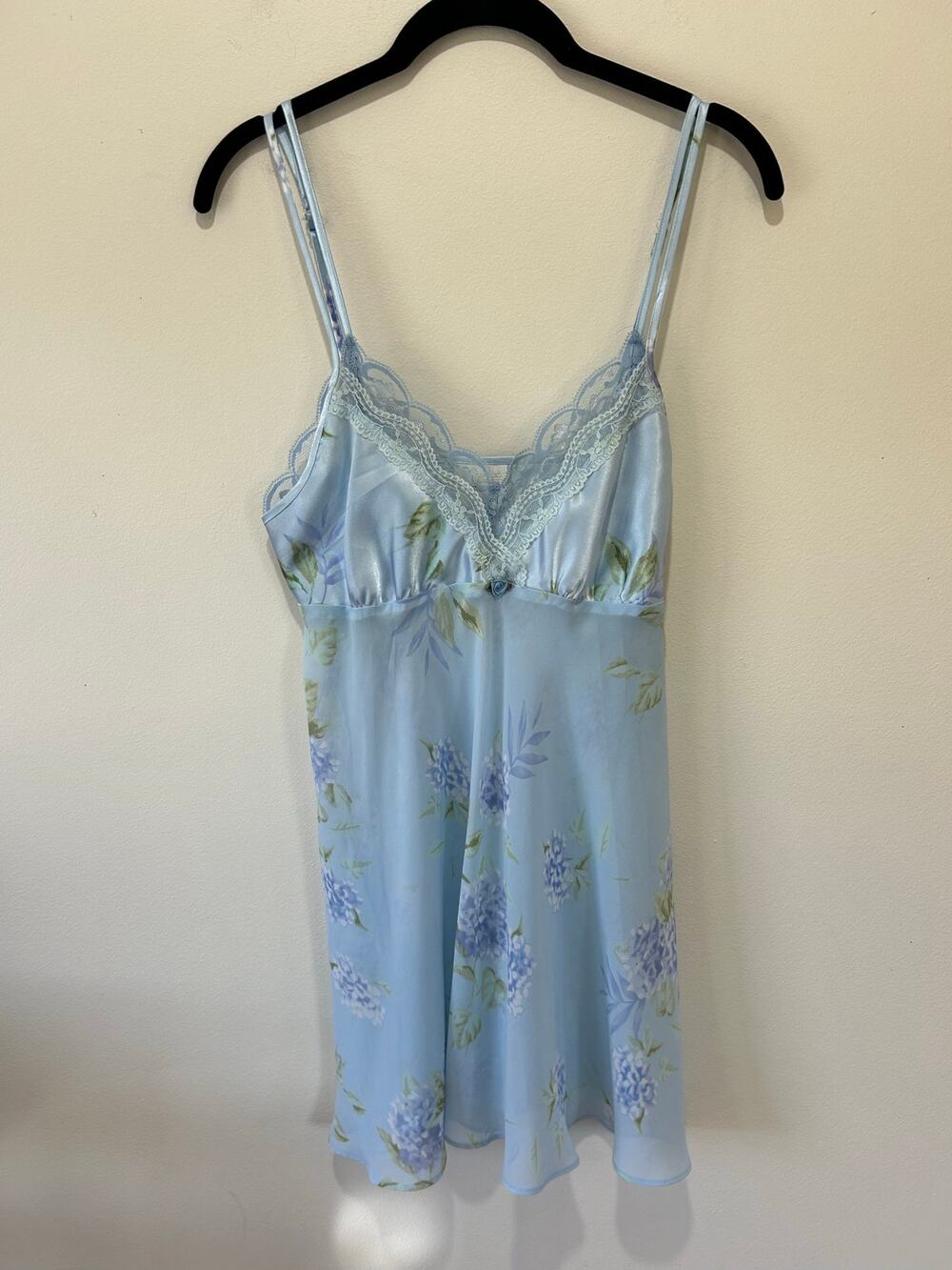 Secret Treasures vintage y2k light blue hydrangea floral slip dress nightgown S